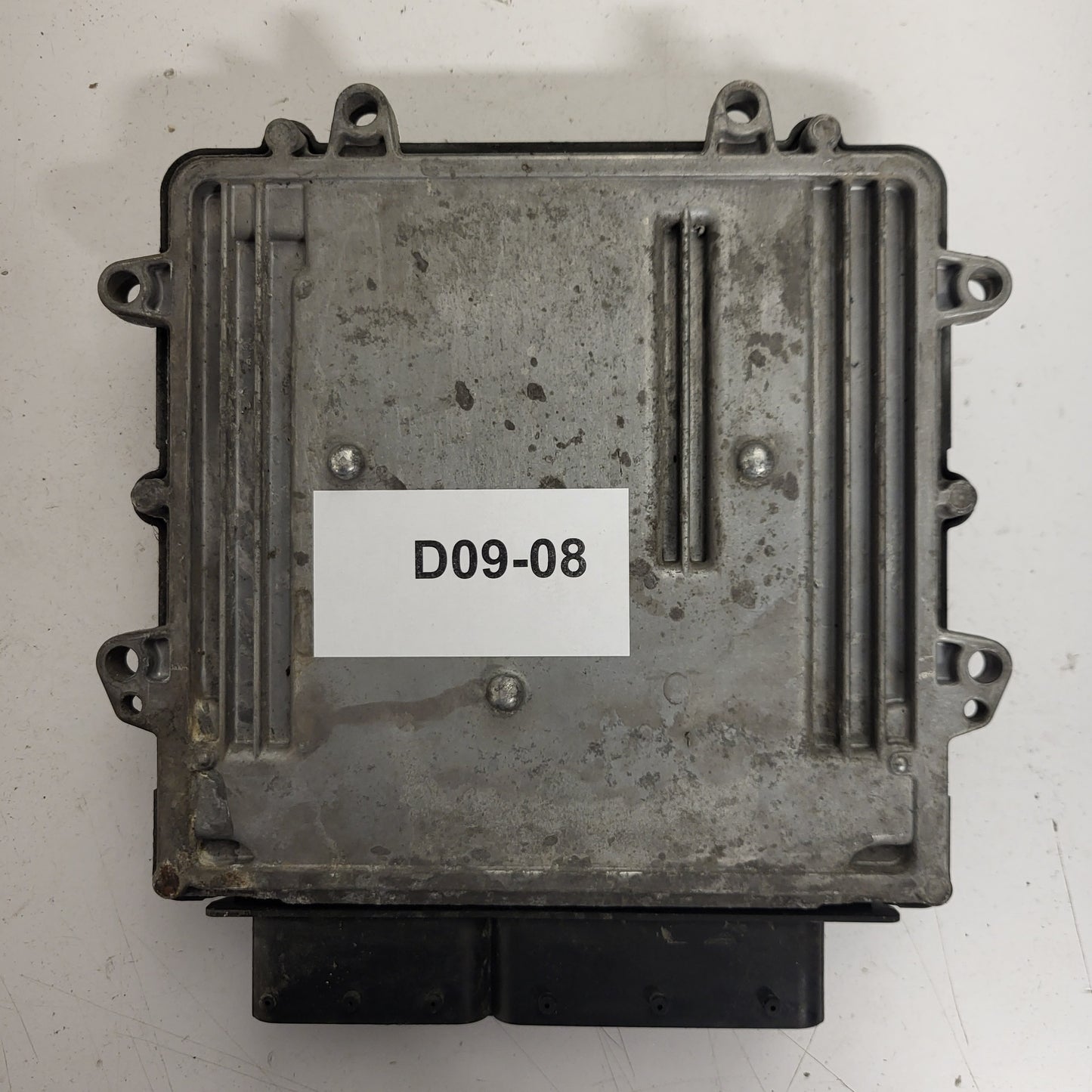 SMART FORFOUR ECU / A6391500479 / 0281011841 / BOSCH