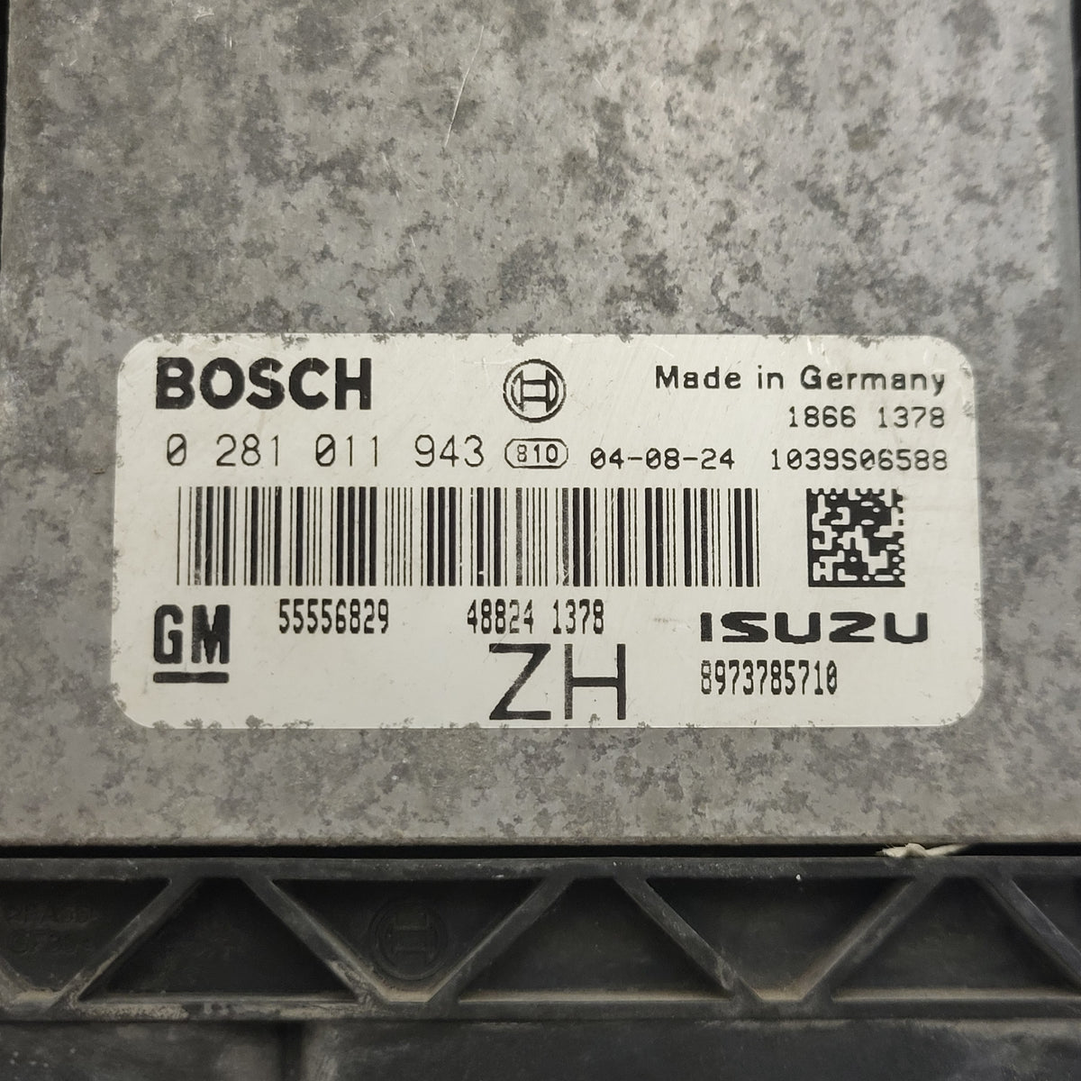 OPEL ASTRA H ECU / 0281011943 / 55556829 / BOSCH - D09-10 - 2