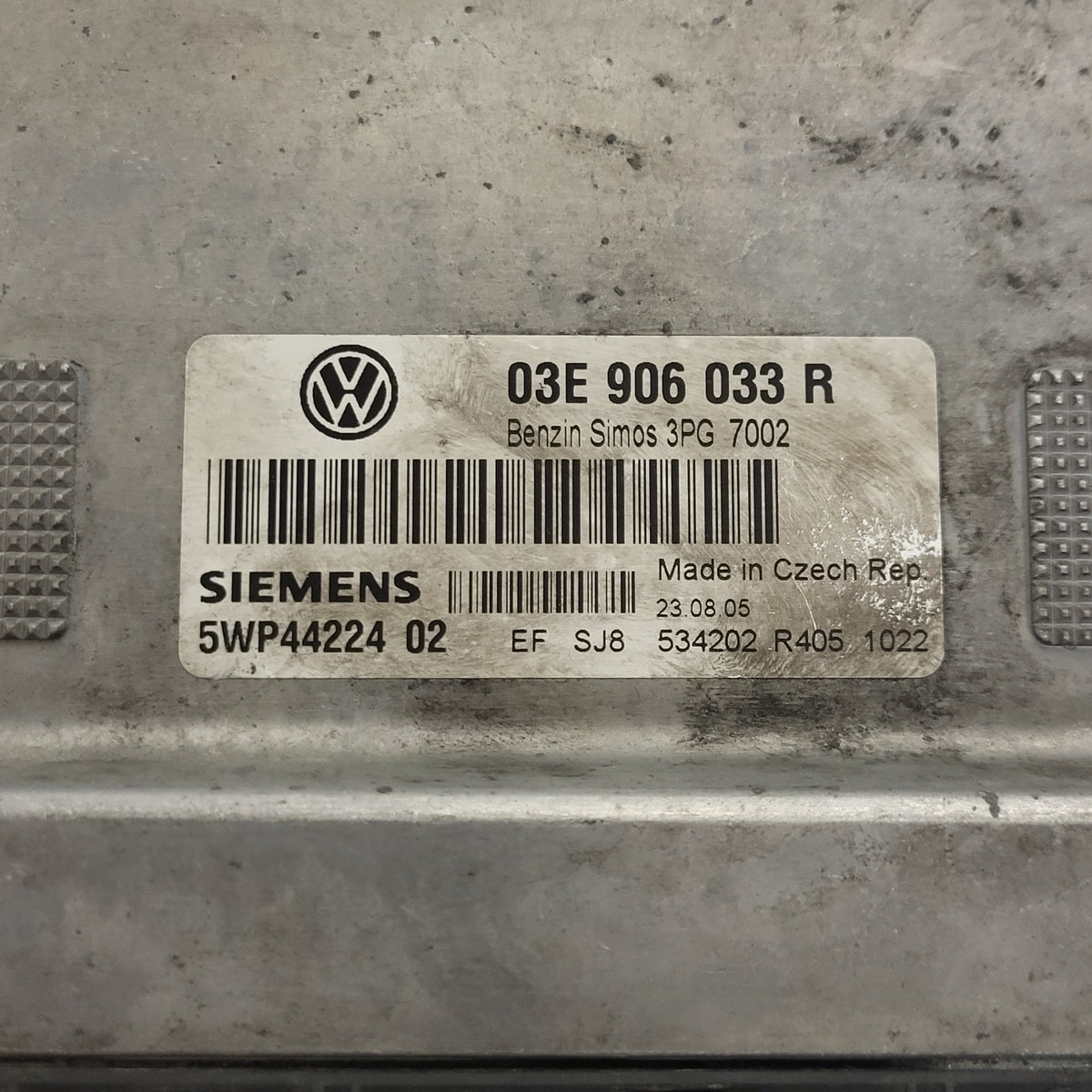 VW POLO SEAT IBIZA ECU / 03E906033R / 5WP44224 02 / 3PG 7002 / 03E906033 SIEMENS - D09-13 - 2