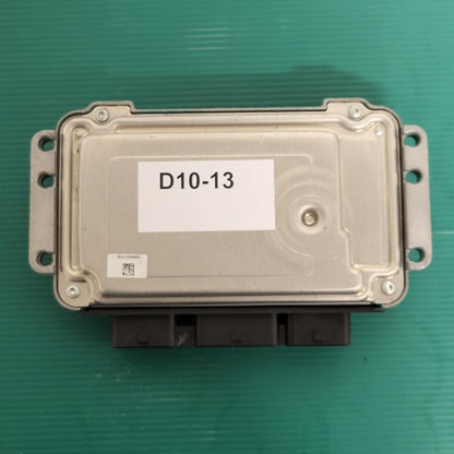 PEUGEOT CITROEN ECU / 0261208899 / 9662307380 / ME7.4.5 / BOSCH