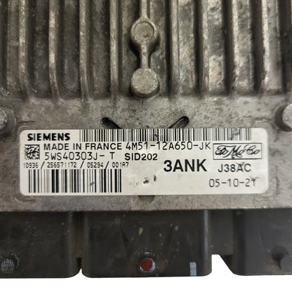 FORD ECU / 4M51-12A650-JK / 5WS40303J-T / 3ANK / SID202 / SIEMENS