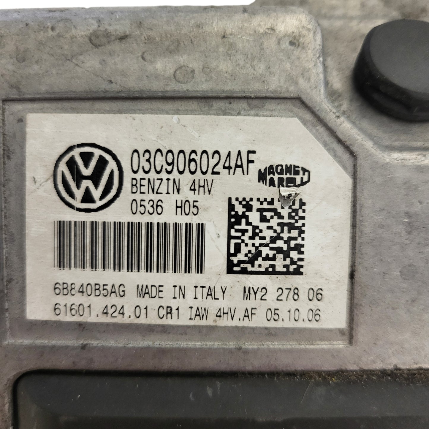 SEAT IBIZA ECU / 03C906024AF / 4HV / IAW 4HV.AF / 61601.424.01 / MAGNETI MARELLI