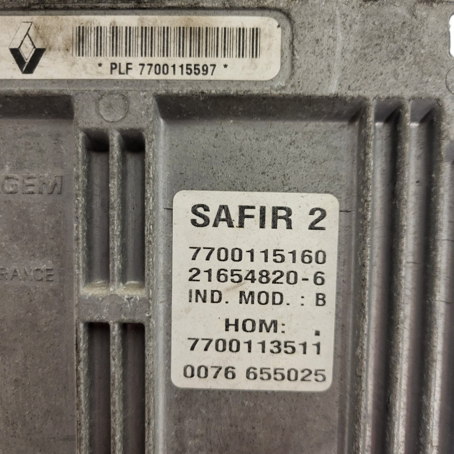 RENAULT ECU / 7700115597 / 7700115160 / 21654820-6 / 7700113511 / 35 PIN SAGEM