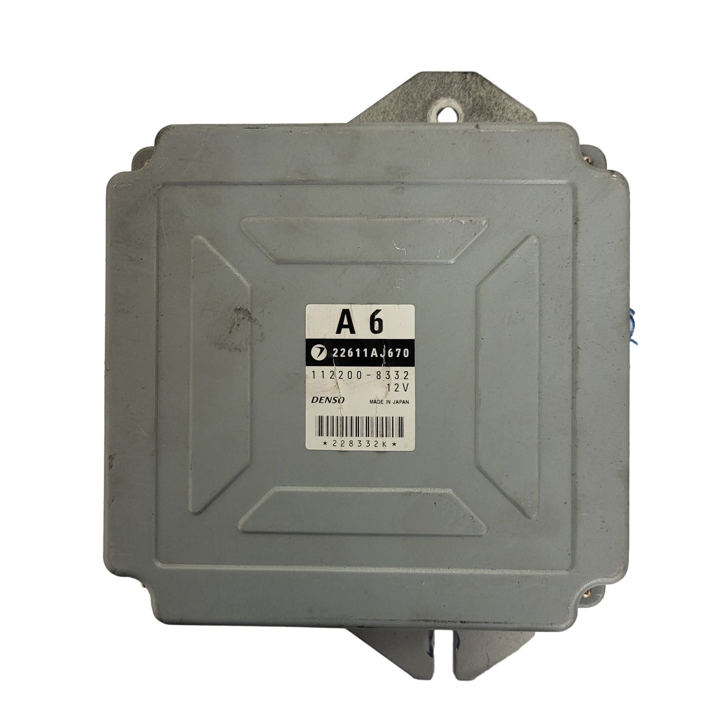 SUBARU LEGACY ECU / 112200-8332 / A6 / 22611AJ670 / DENSO
