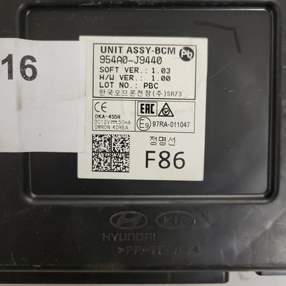 HYUNDAI KONA BCM ECU / 954A0-J9440 / KIA