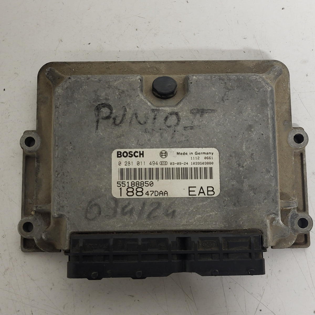 FIAT PUNTO ECU / 0281011494 / 55188850 / BOSCH - D13-06 - 1