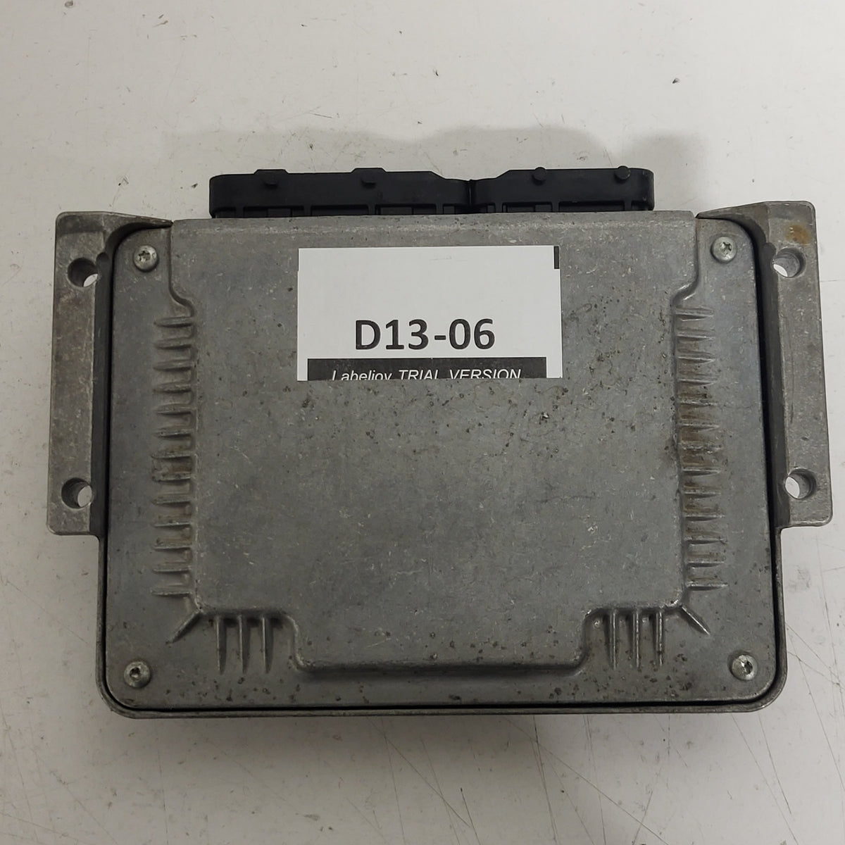 FIAT PUNTO ECU / 0281011494 / 55188850 / BOSCH - D13-06 - 3
