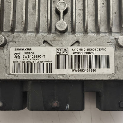 Peugeot Citroen ECU / 5WS40285C-T / SW9660300280 / HW9653451880 / SID806 SIEMENS - D14-19 - 2