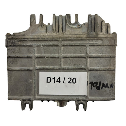 VOLKSWAGEN POLO ECU / 030906027AA / 0261204617 / BOSCH