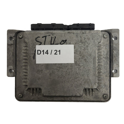 Fiat STILO ECU / 0281011553 / 55198058 / 19247EAA / BOSCH