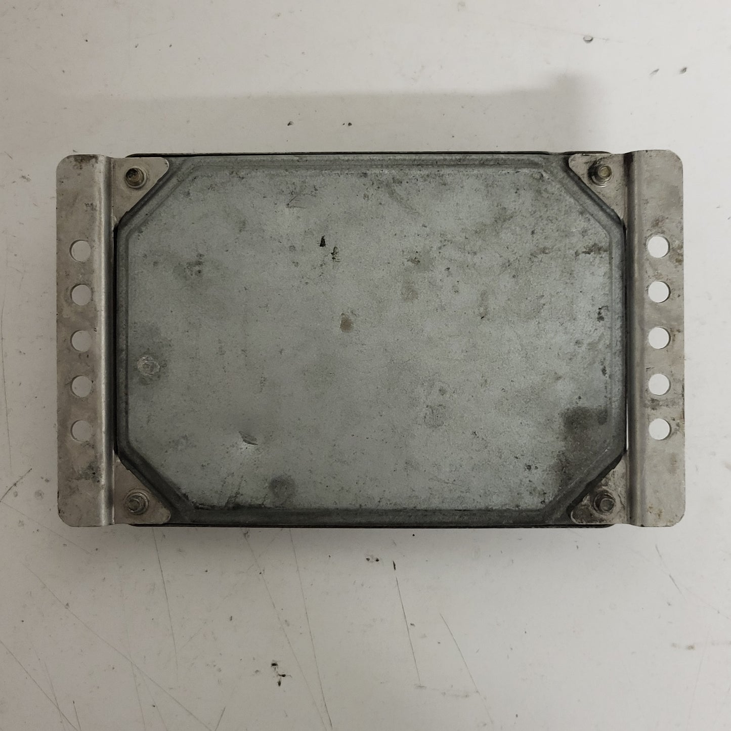 LANCIA Y10 ECU / 0261200716 / BOSCH