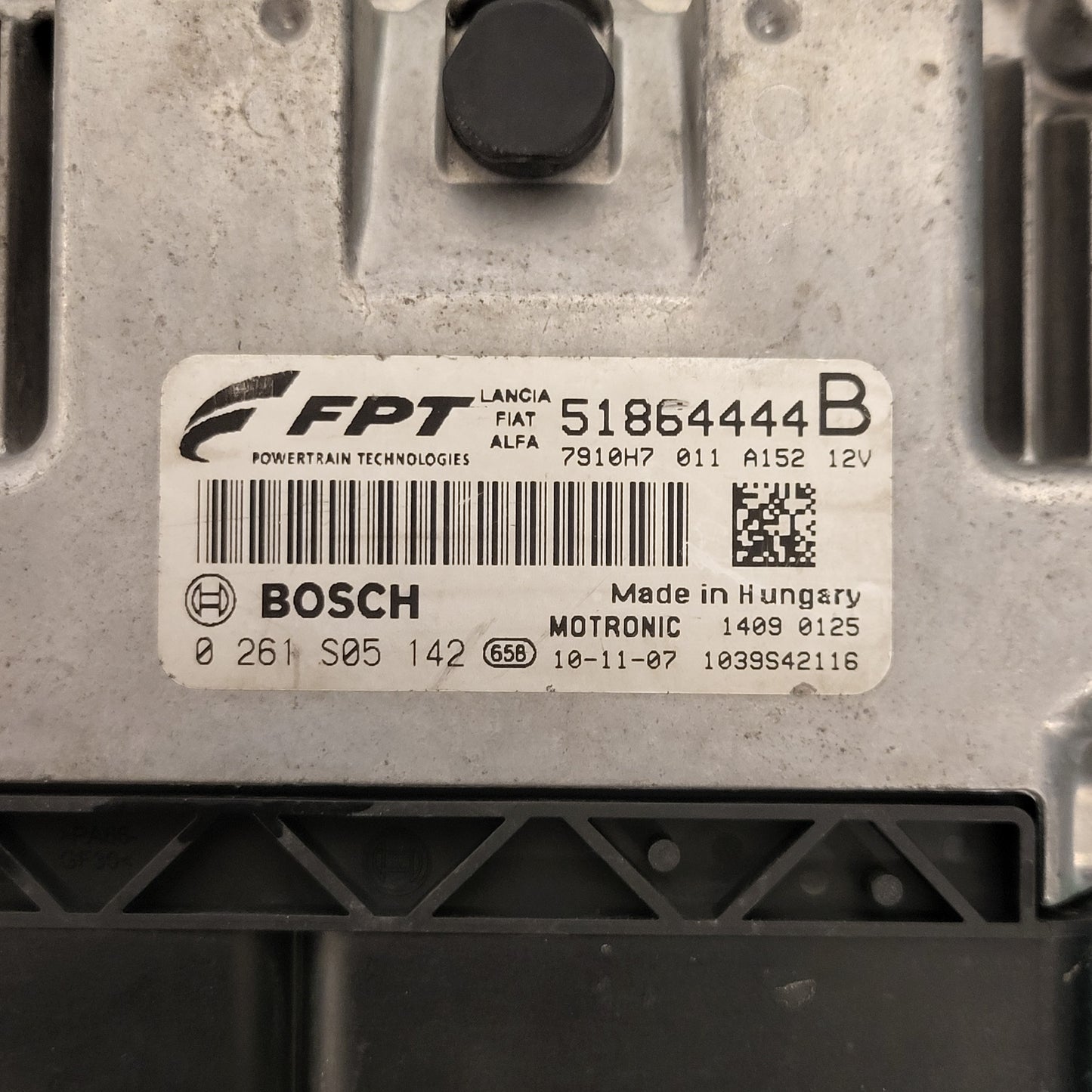 ALFA MITO 1.4 ECU / 51864444 / 51864444B / 0261S05142 / 1039S42116 / A152 BOSCH