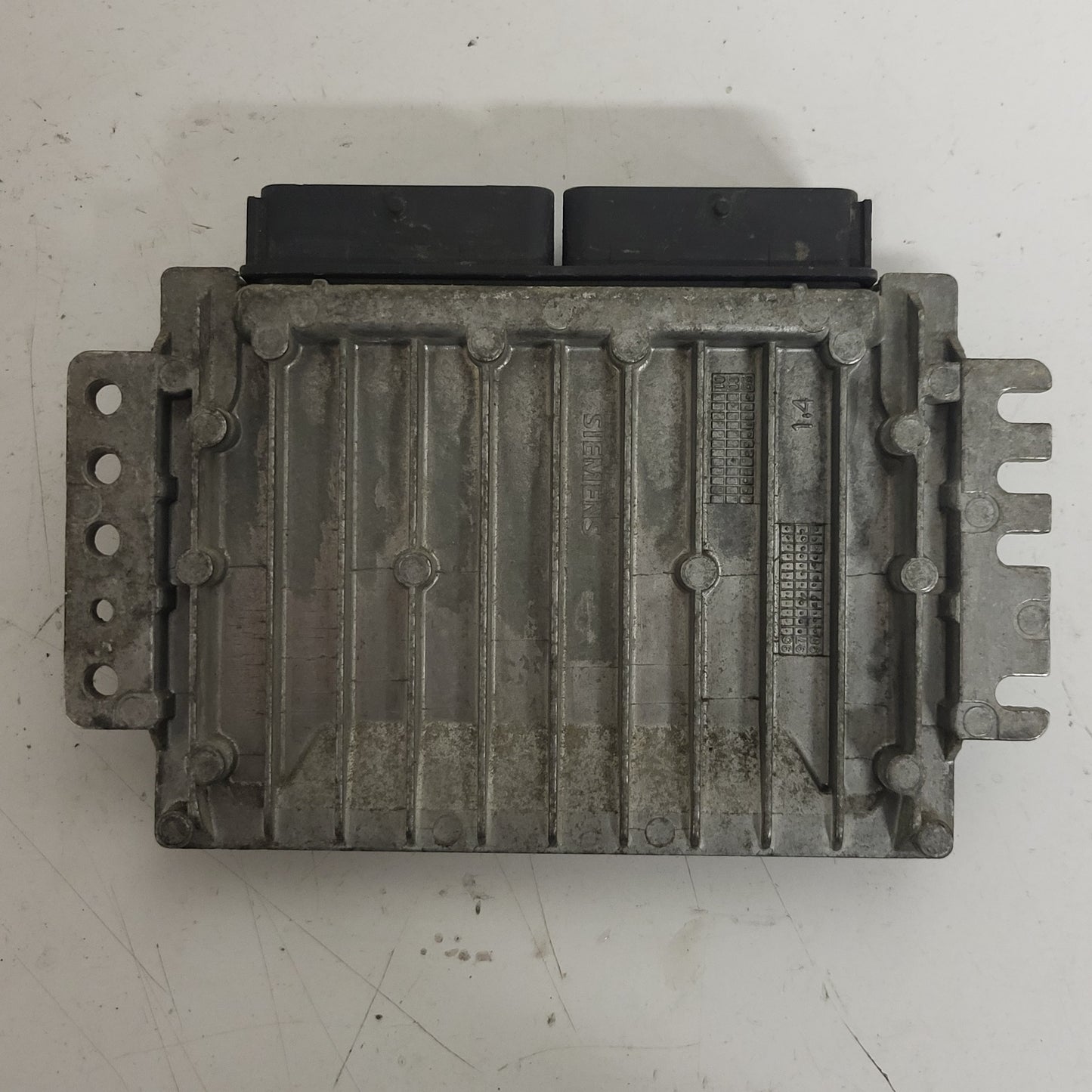 ROVER 75 2.0 ECU / S108847002B / NN100655 / SIEMENS