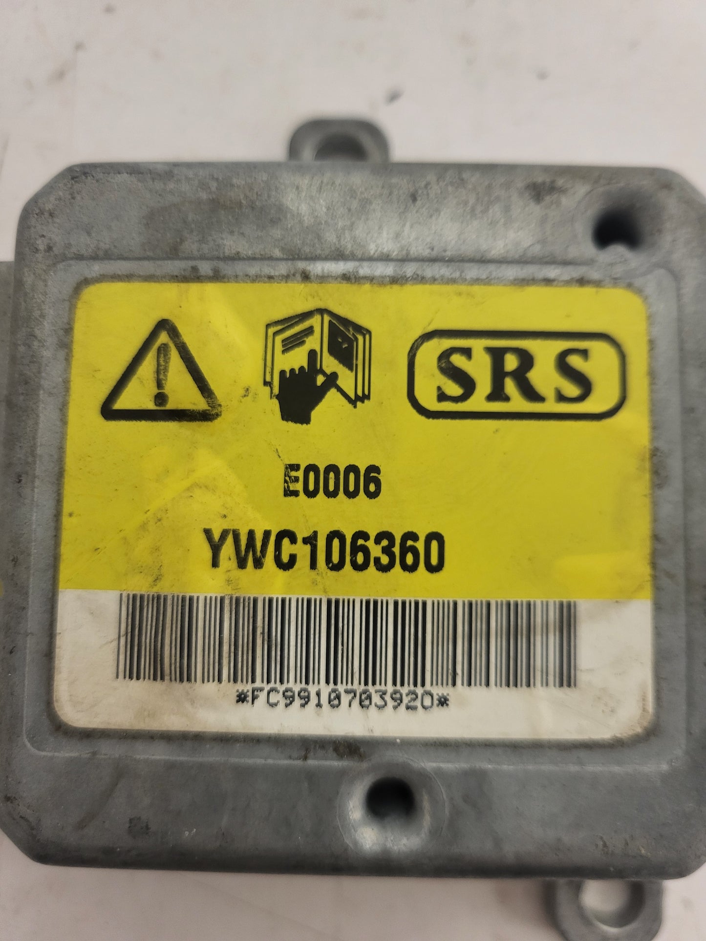 LAND ROVER FREELANDER MODULE ECU / YWC106360 / YWC 106360