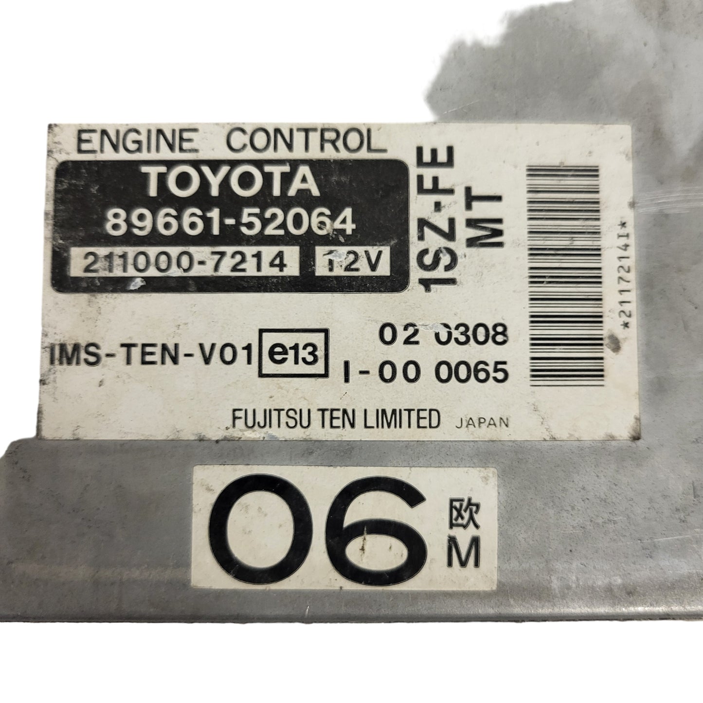 TOYOTA YARIS ECU / 89661-52064 / 211000-7214 / 1SZ-FE / FUJITSU