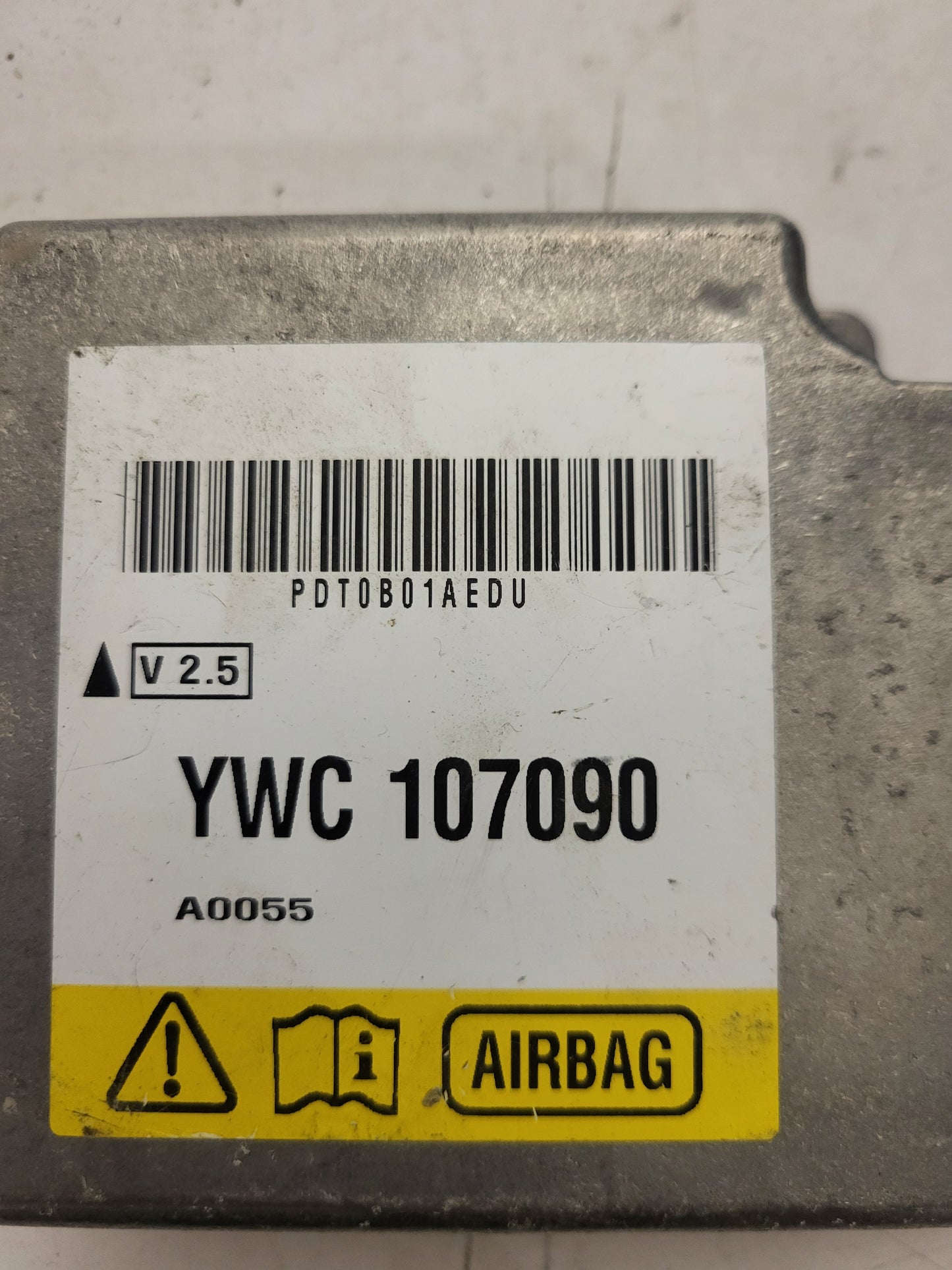 ROVER 75 ECU MODULE / YWC107090 / YWC 107090 / C2.5