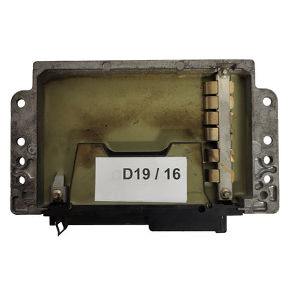 Renault ECU / S115301100C / HOM7700108814 / 7700110258 / S115301100 / SIEMENS