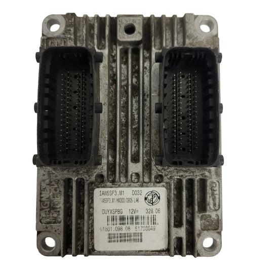FIAT GRANDE PUNTO ECU / IAW 5SF3.M1 / 51798649 / 61601.098.08 / HW300 IAW5SF3.M1
