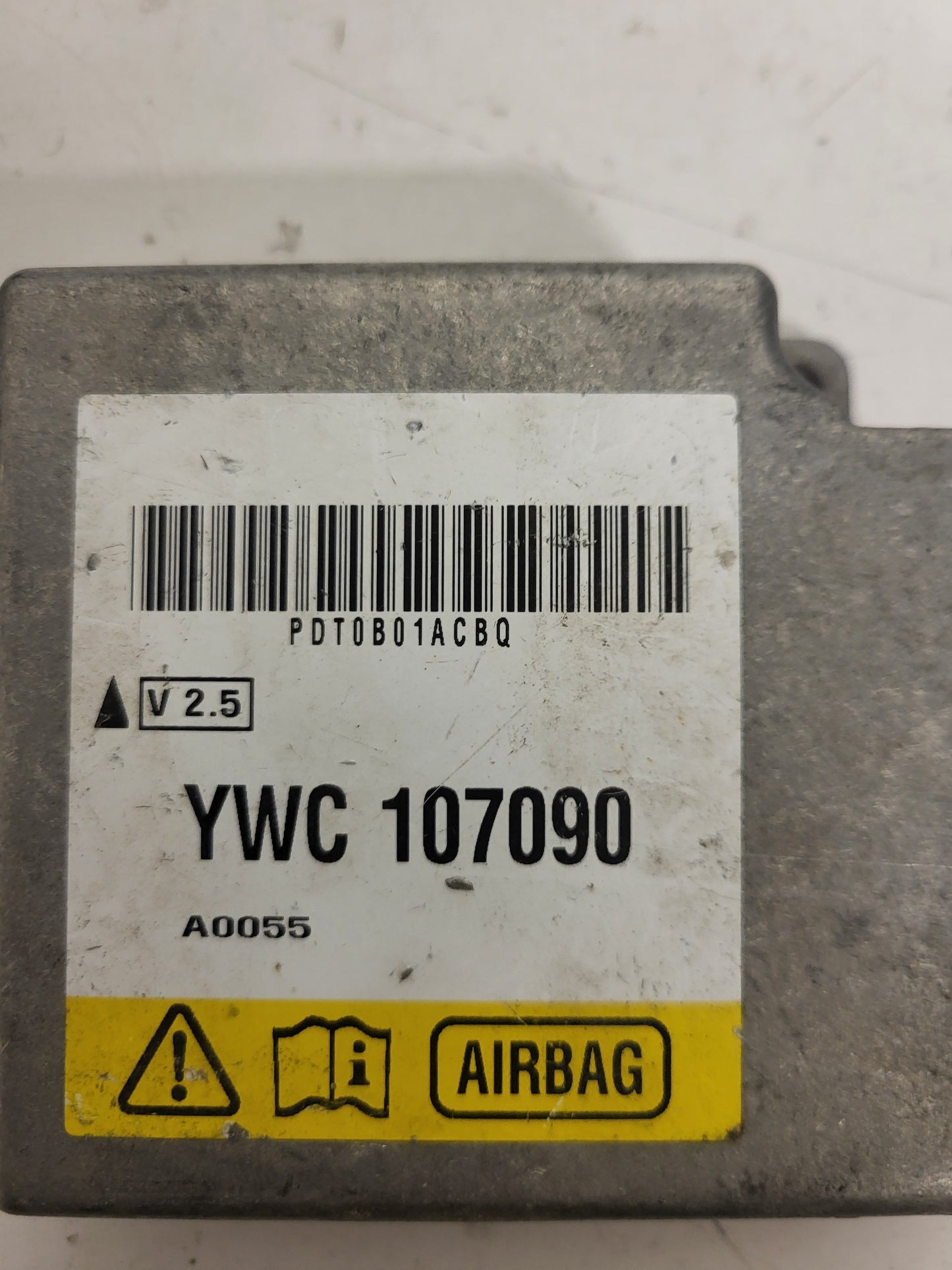 ROVER 75 ECU MODULE / YWC107090 / YWC 107090 / C2.5