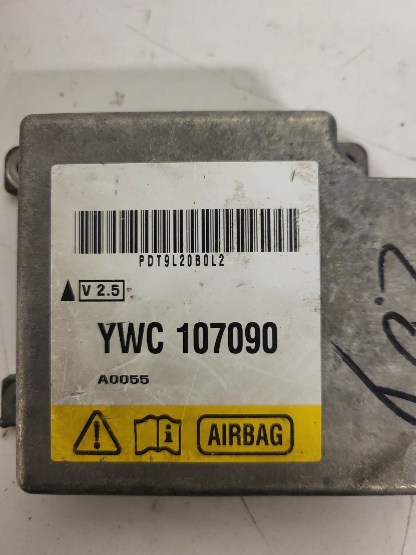 ROVER 75 ECU MODULE / YWC107090 / YWC 107090 / C2.5