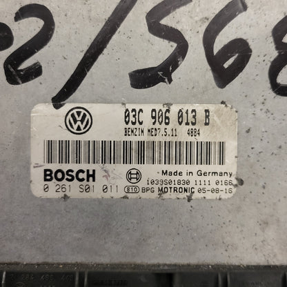 VOLKSWAGEN ECU / 03C906013B / 0261S01011 / 03C906013 / MED7.5.11 / BOSCH