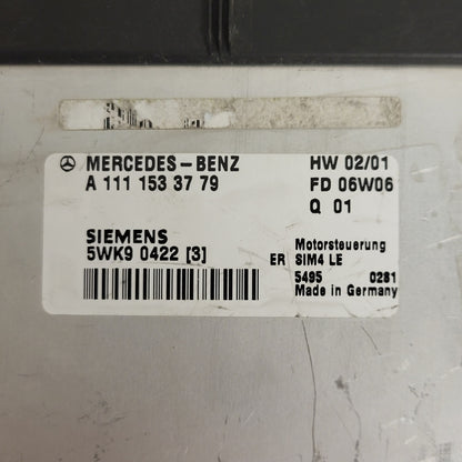 MERCEDES SLK ECU / A1111533779 / A 111 153 37 79 / 5WK9 0422 / SIM4 LE / SIEMENS - D26-06 - 3