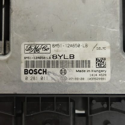 FORD FOCUS ECU / 8M51-12A650-LB / 0281011701 / 8YLB / DZL7C / BOSCH - D26-14 - 2