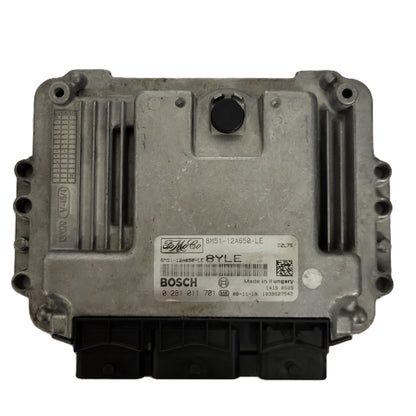 FORD FOCUS ECU / 8M51-12A650-LE / 0281011701 / 8YLE / DZL7S / BOSCH - D26-18 - 1