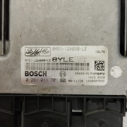FORD FOCUS ECU / 8M51-12A650-LE / 0281011701 / 8YLE / DZL7S / BOSCH - D26-18 - 2