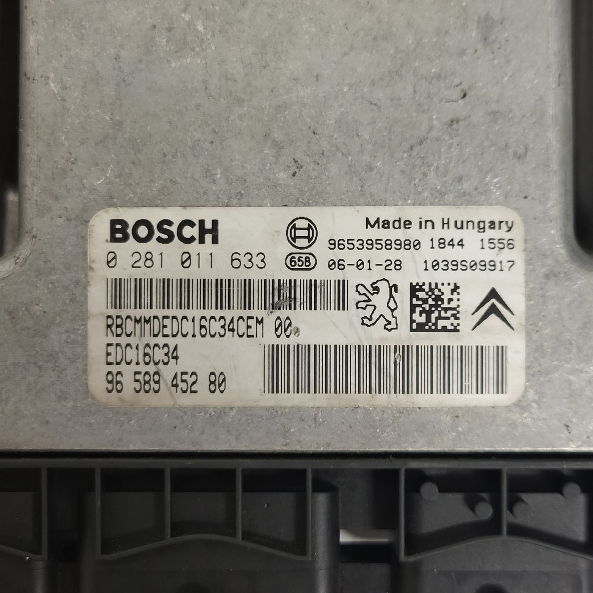 Peugeot Citroen ECU / 0281011633 / 9658945280 / EDC16C34 / 9653958980 / BOSCH - D27-03 - 2