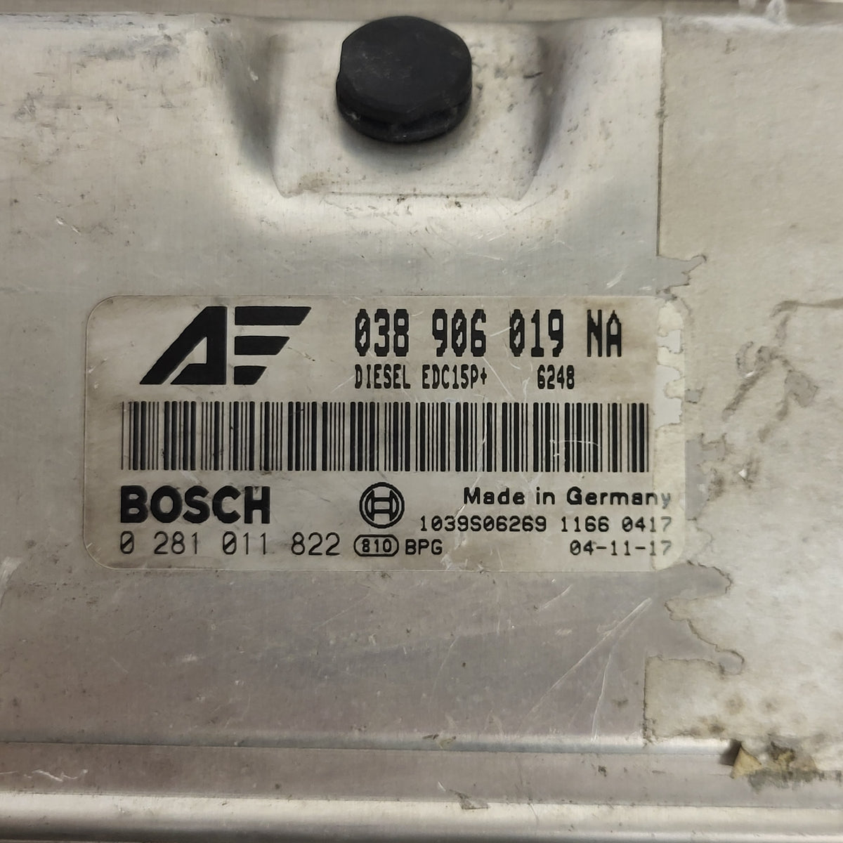 VW SHARAN ECU / 038906019NA / 0281011822 / EDC15P+ / BOSCH - D28-18 - 2