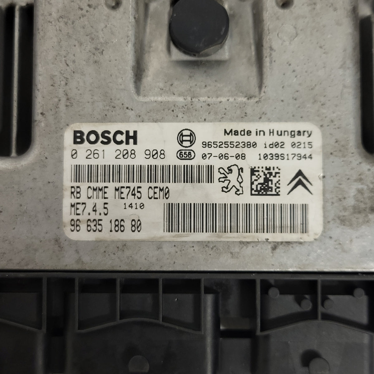 CITROEN PEUGEOT ECU / 0261208908 / ME7.4.5 / 9663518680 / 9652552380 / ME745 - D28-19 - 2