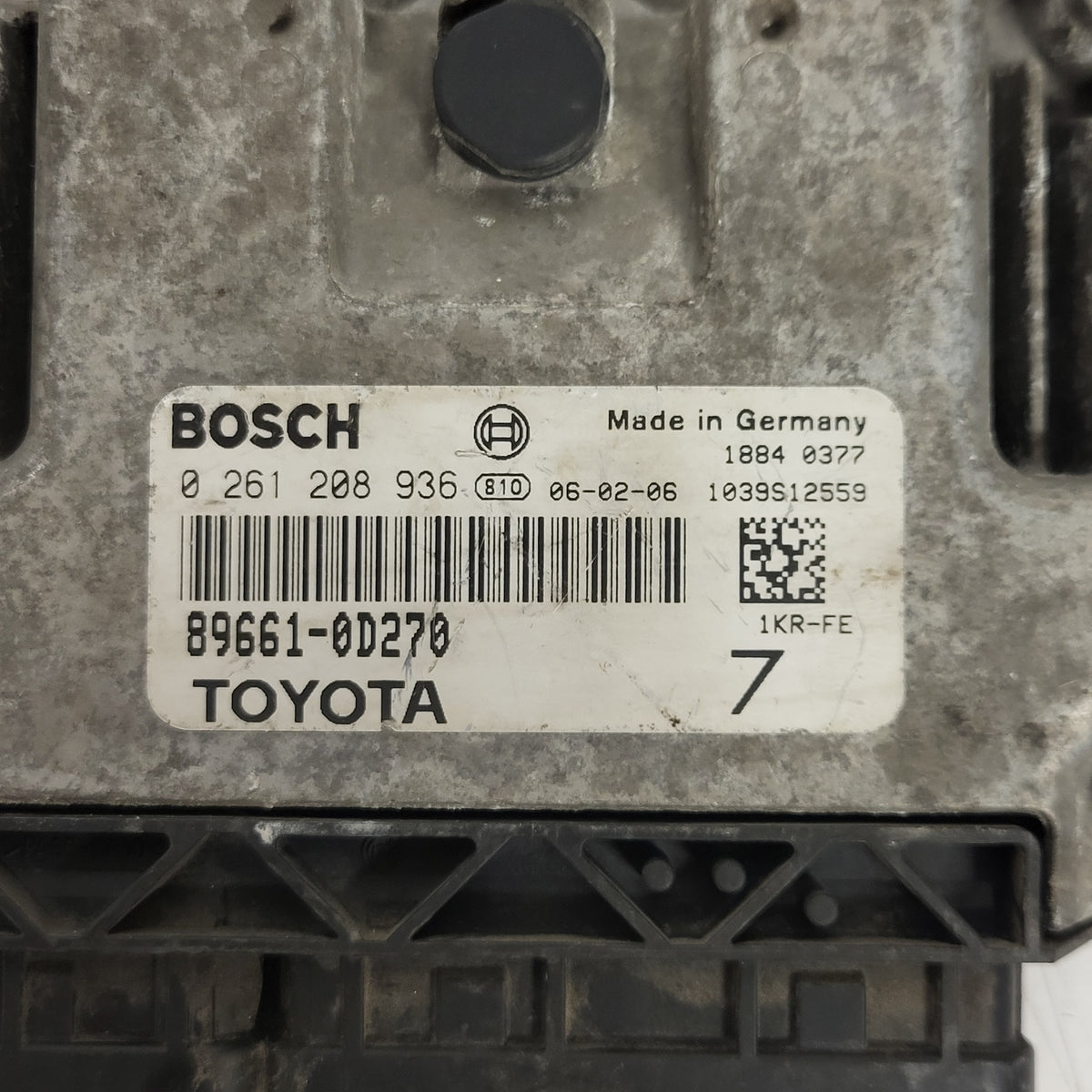 TOYOTA YARIS 1KR-FE ECU / 0261208936 / 89661-0D270 / 0 261 208 936 / BOSCH - D28-23 - 2