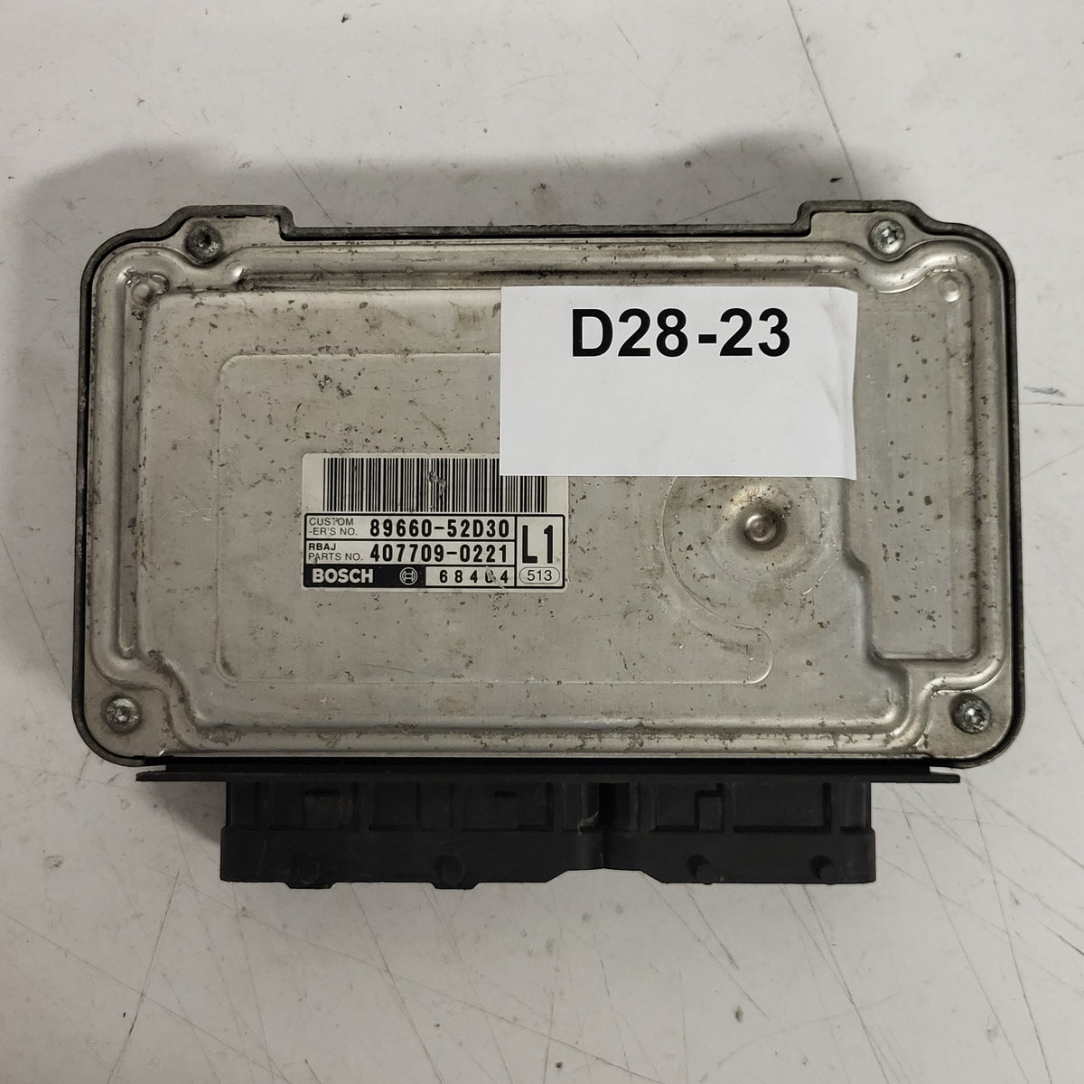 TOYOTA YARIS 1KR-FE ECU / 0261208936 / 89661-0D270 / 0 261 208 936 / BOSCH - D28-23 - 3