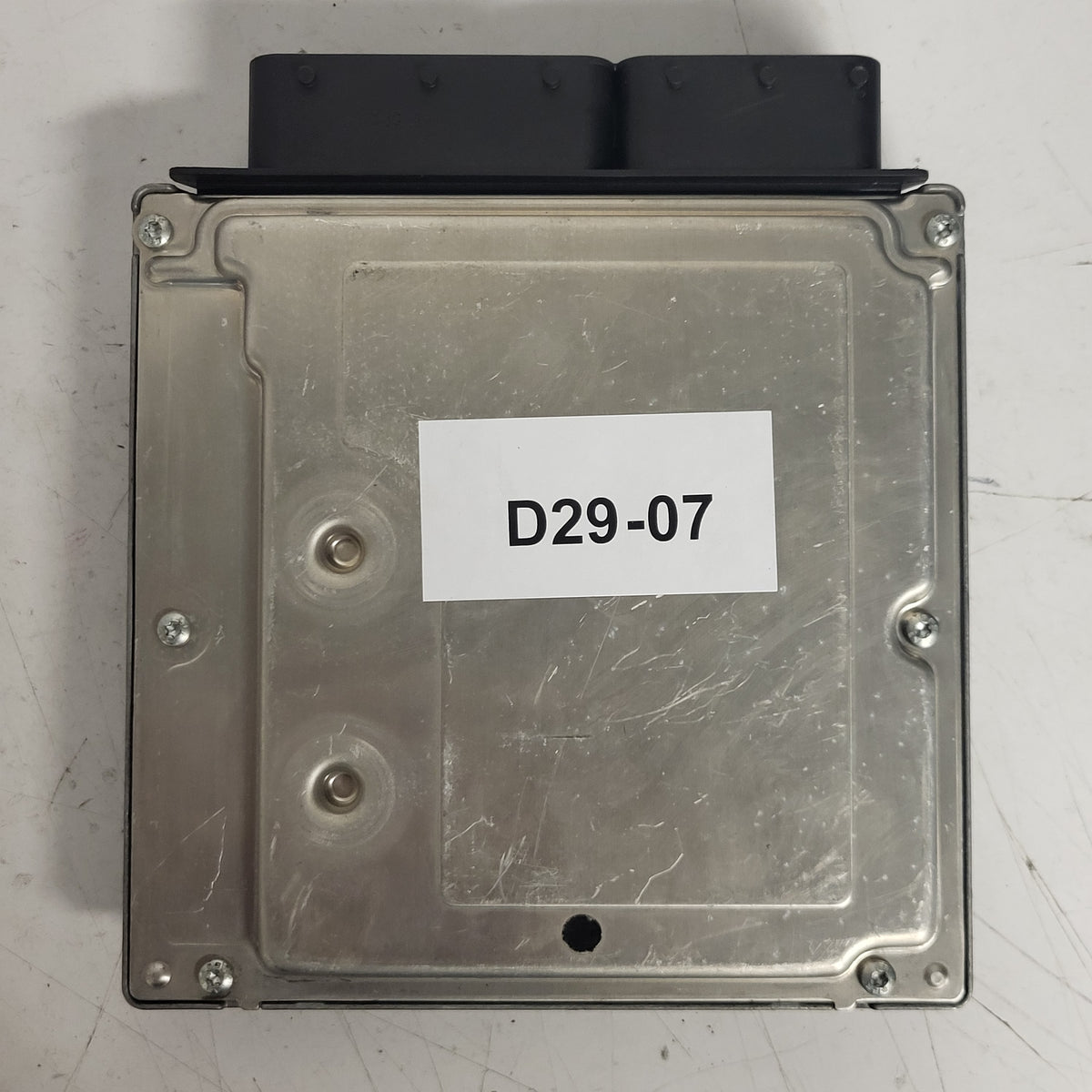 BMW 1 E87 118D ECU / 0281011964 / DDE 7797216 / DDE7797216 / 0281 011 964 BOSCH - D29-07 - 3