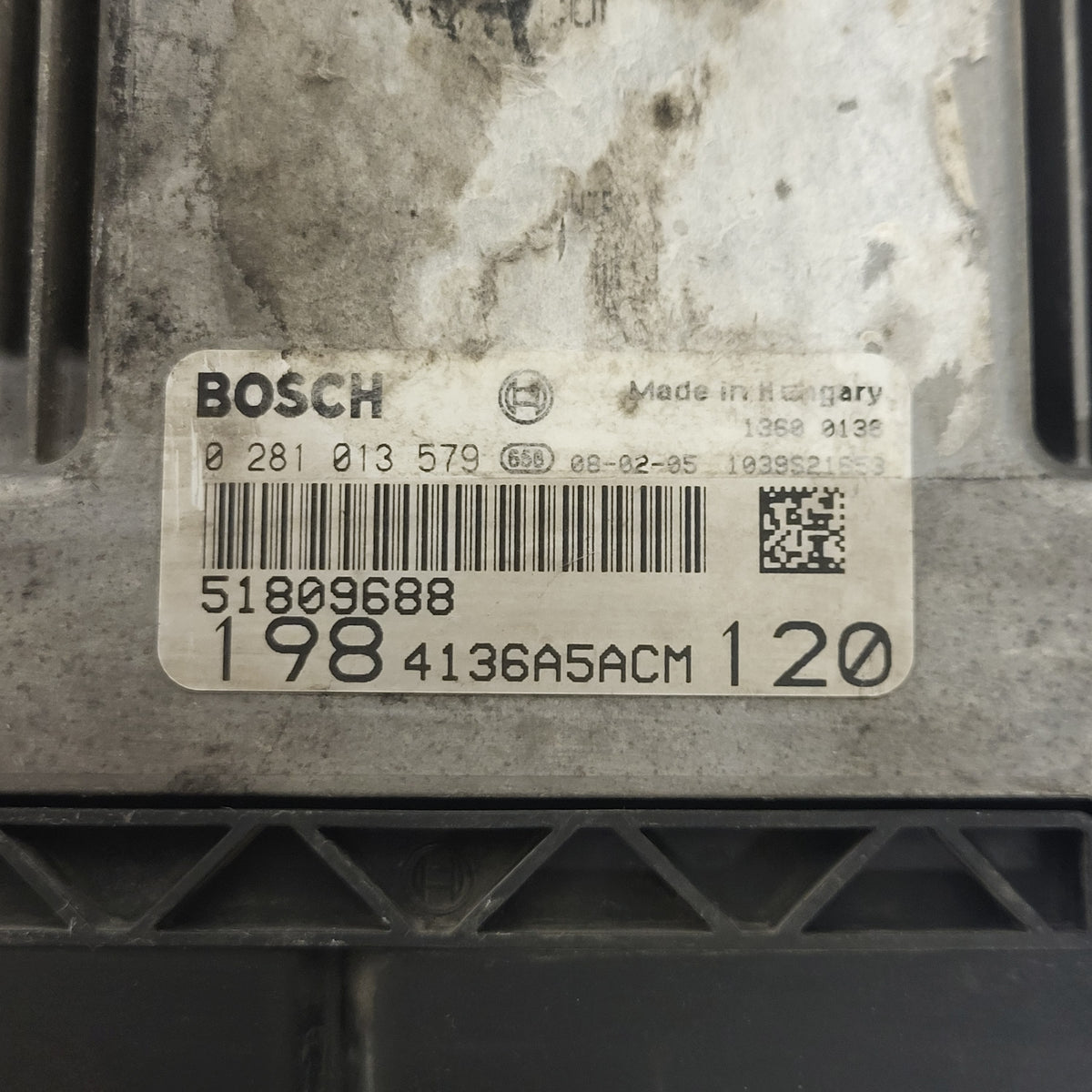 FIAT BRAVO ECU / 0281013579 / 51809688 / 0 281 013 579 / BOSCH - D29-10 - 2