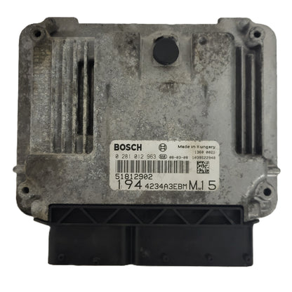 Fiat Croma ECU / 0281012963 / 51812902 / 0 281 012 963 / BOSCH - D29-11 - 1