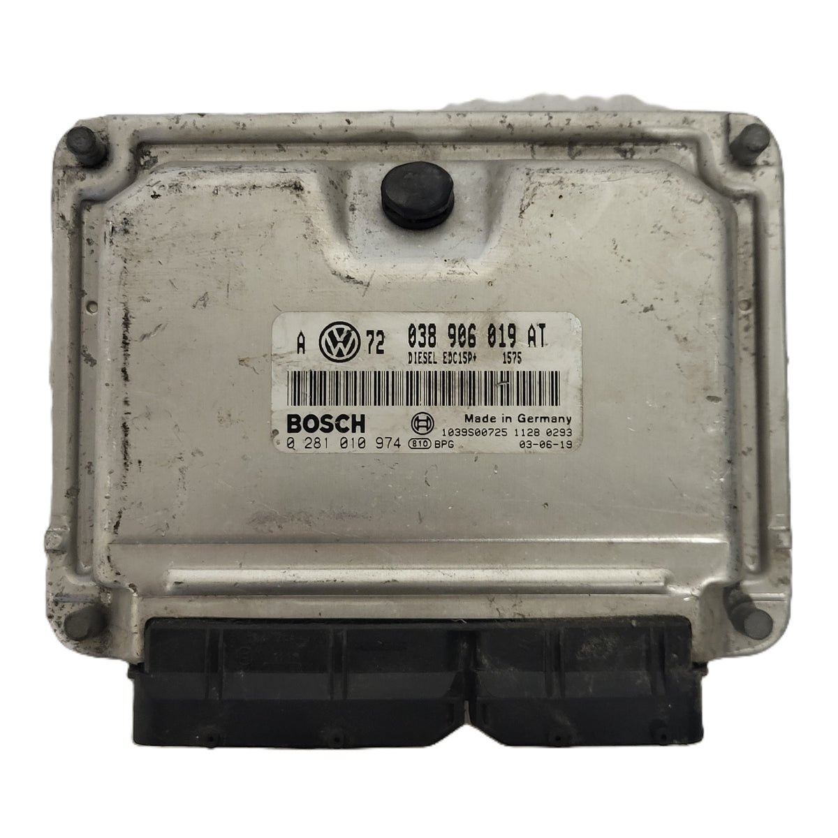 VW GOLF 4 TDI ECU / 038906019AT / 0281010974 / EDC15P+ / BOSCH - D29-12 - 1