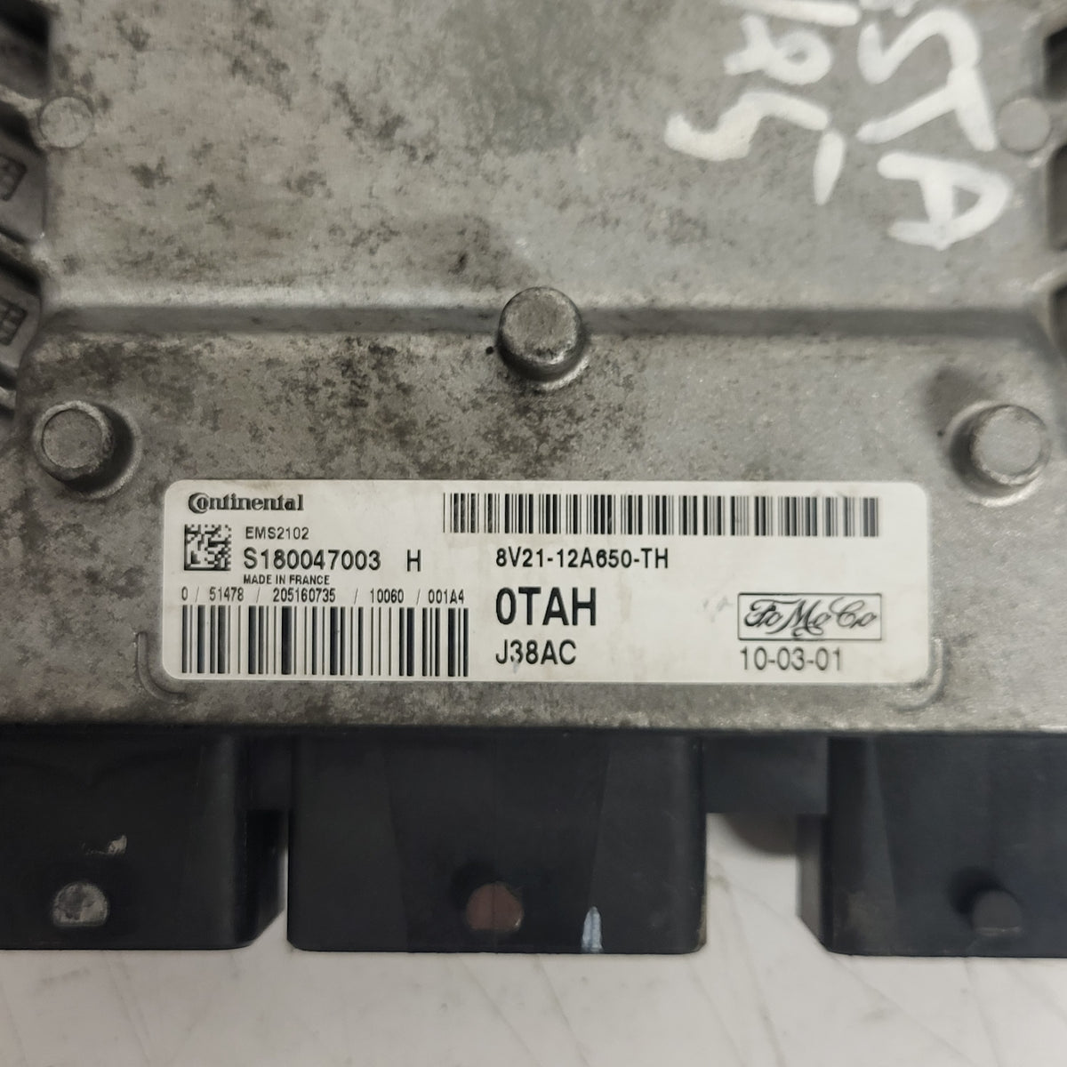FORD FIESTA ECU / 8V21-12A650-TH / S180047003 H / S180047003H / EMS2102 0TAH - D29-20 - 2