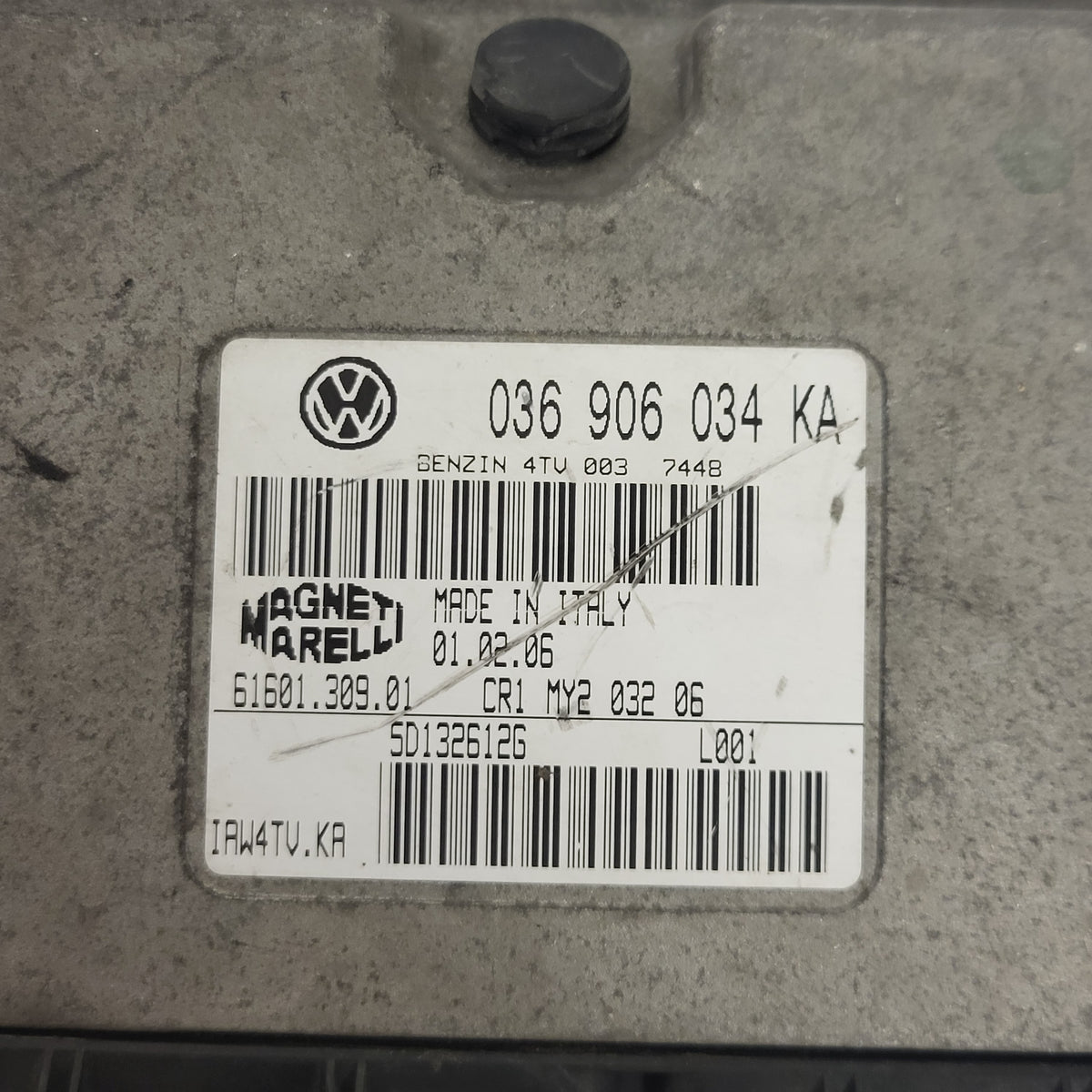 VW ECU / 036906034KA / IAW 4TV.KA / 61601.309.01 036 906 034 KA MAGNETI MARELLI - D29-21 - 2