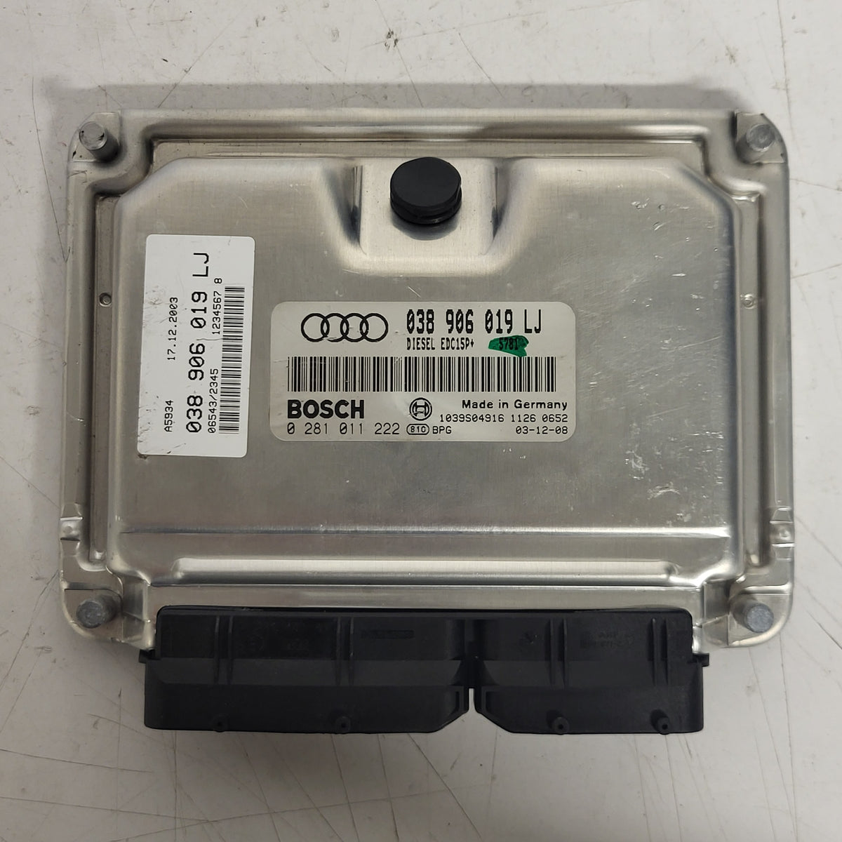 AUDI A4 ECU / 038906019LJ / 0281011222 / EDC15P+ / BOSCH - D29-22 - 1