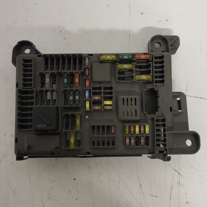 BMW X5 E70 SCATOLA FUSIBILI FUSE BOX / B010105300 / BJ2A095610 / Software 1.04 - D30-04 - 1