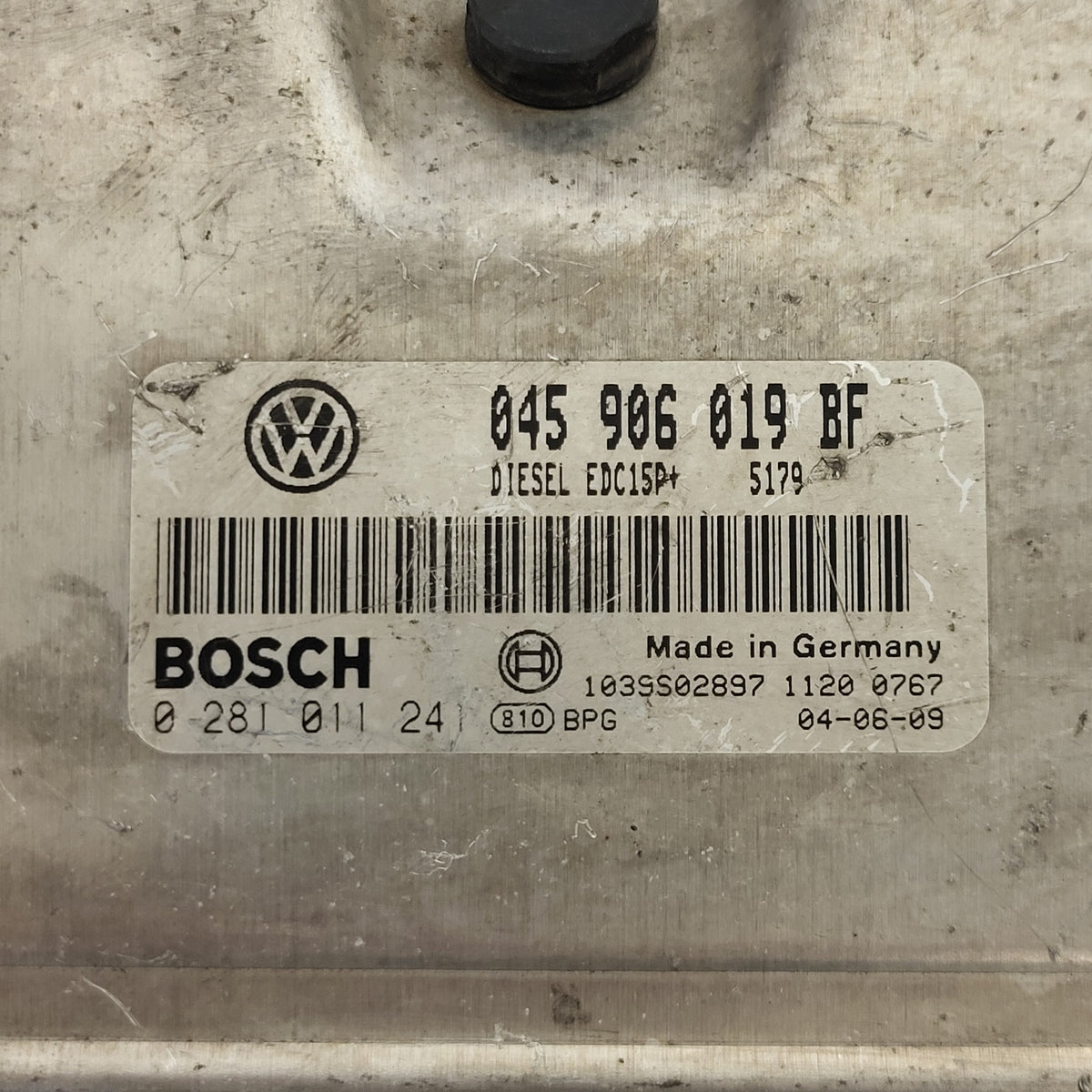 VW POLO ECU / 045906019BF / 0281011241 / EDC15P+ / BOSCH - D33-02 - 2