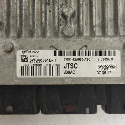 FORD FOCUS 1.8 ECU / 7M51-12A650-ASC / 5WS40551B-T / SID803A / SIEMENS - D33-07 - 2