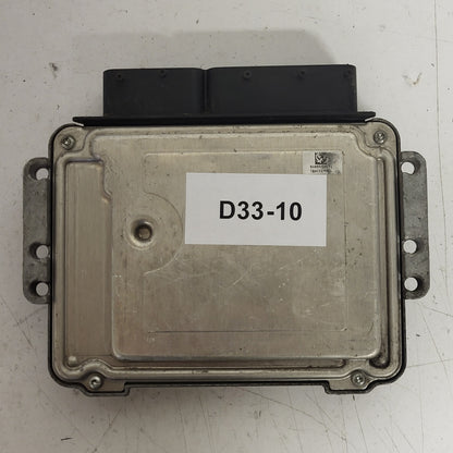 ALFA ROMEO GT ECU / 0281013533 / 51806565 / BOSCH - D33-10 - 3