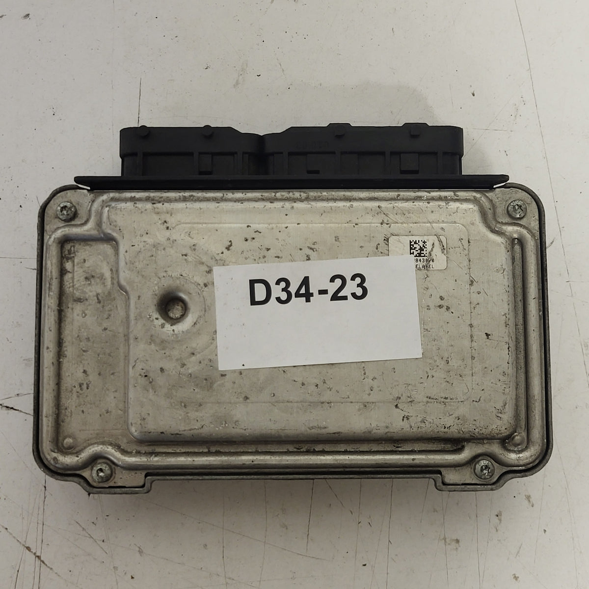 TOYOTA YARIS 1KR-FE ECU / 0261208841 / 89661-0D270 / BOSCH - D34-23 - 3