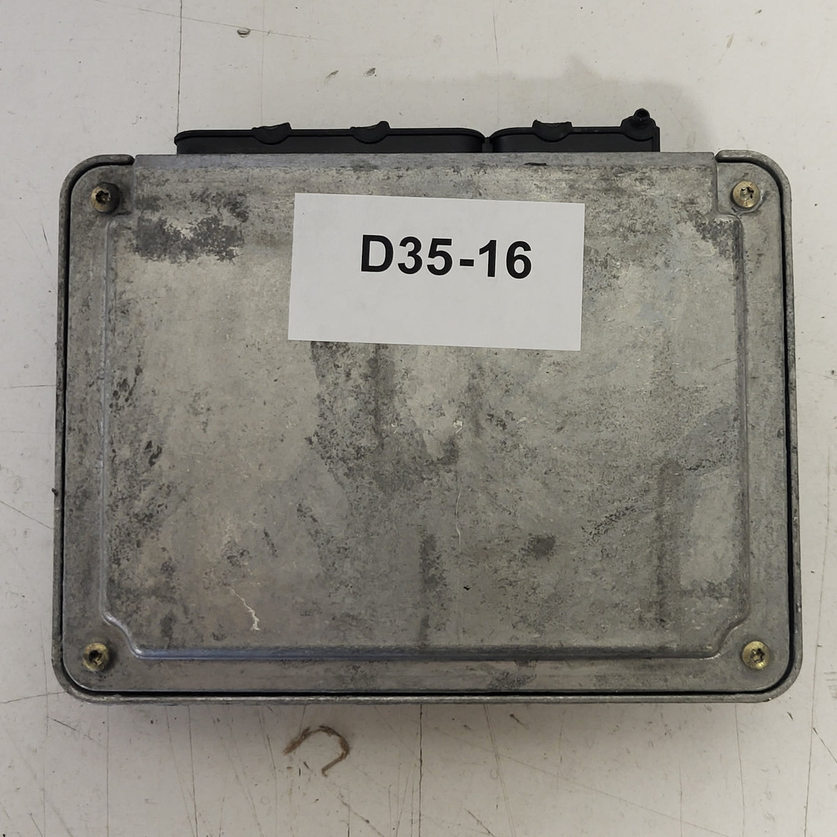 AUDI VOLKSWAGEN ECU / 038906018BA / 0281001756 / BOSCH - D35-16 - 3