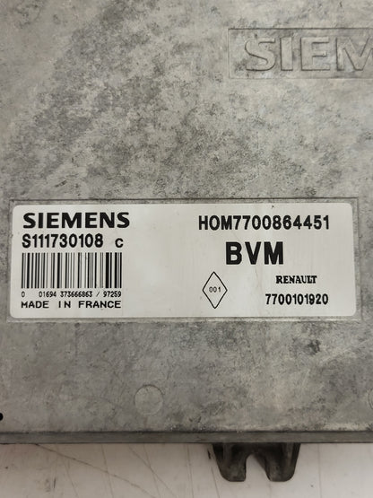 Renault ECU / S111730108C / HOM7700864451 / 7700101920 / S111730108 / SIEMENS - D35-24 - 2