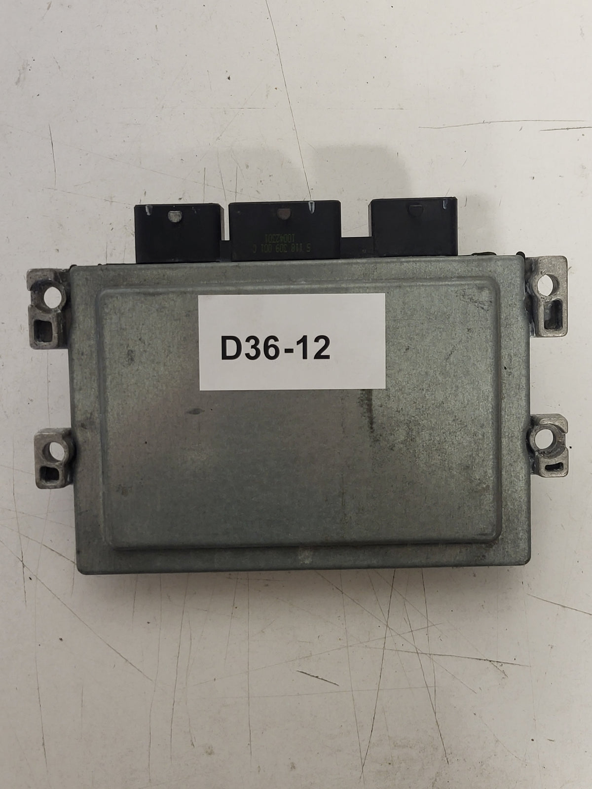 FORD FIESTA ECU / AV21-12A650-CD / S180047012 / S180047012D / EMS2102 - D36-12 - 3