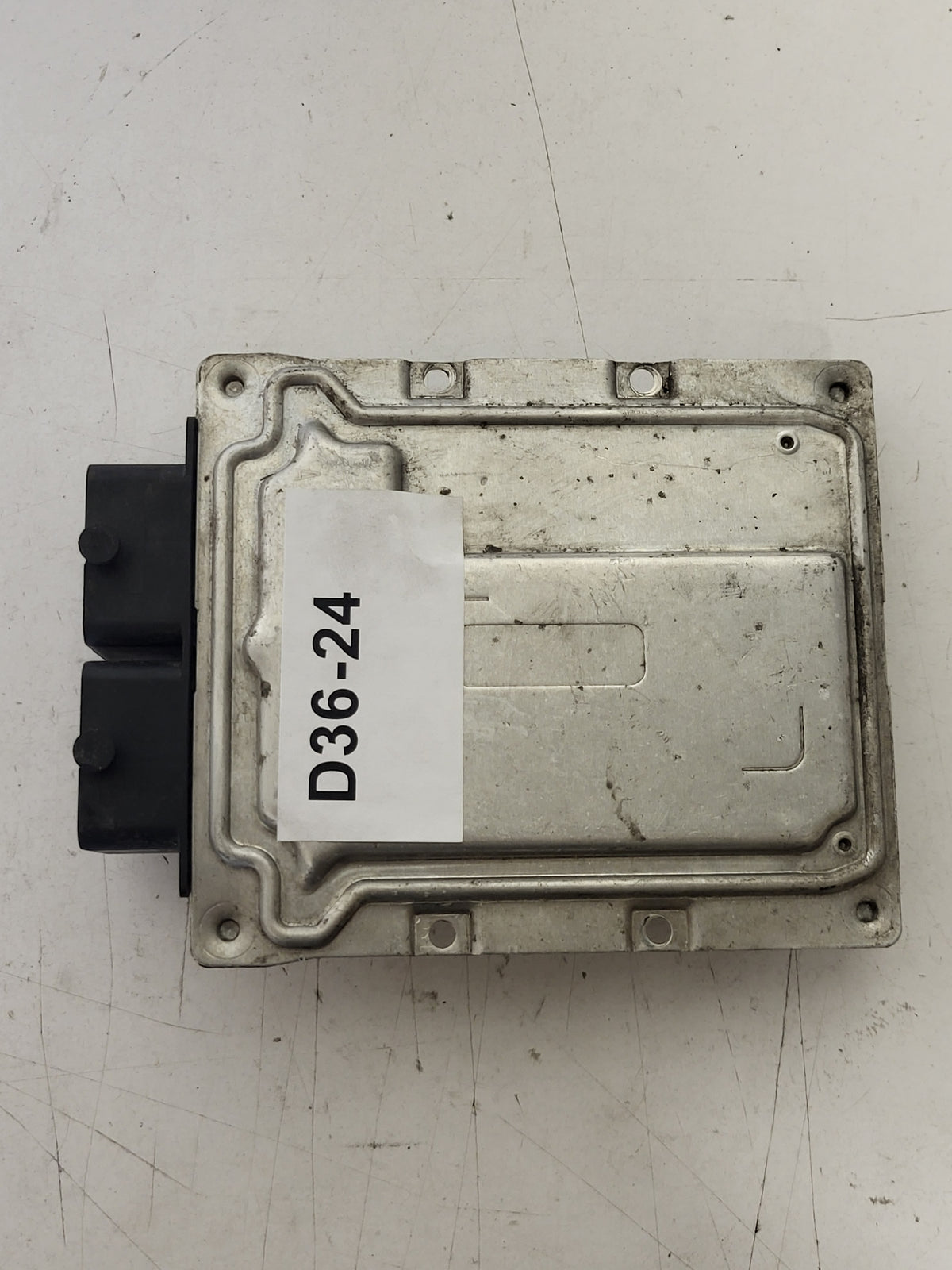 FIAT PANDA 1.2 8V EURO6 ECU / 52032648 / 9GF.TE / HW003 / FPT - D36-24 - 3